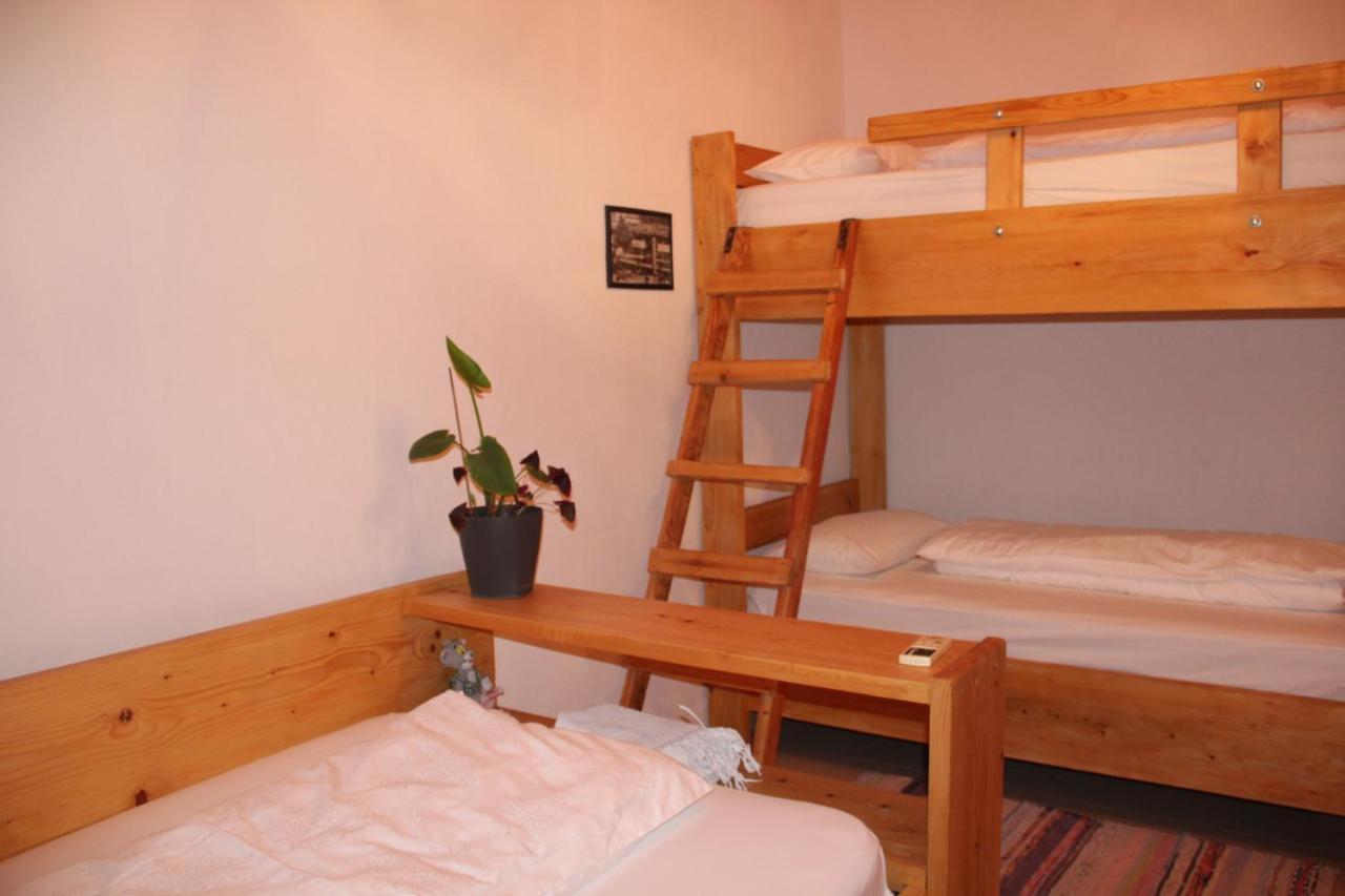 טיראנה Cozy Big Apartment With Balcony מראה חיצוני תמונה