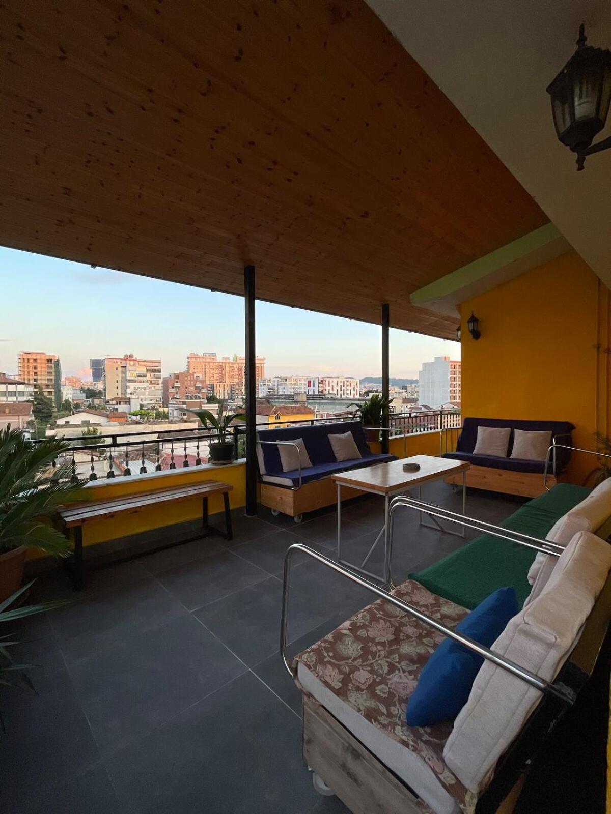 טיראנה Cozy Big Apartment With Balcony מראה חיצוני תמונה